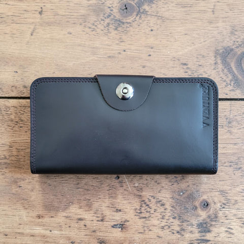 V Venture- Aria  Leather Wallet/Clutch (Sign-up  to see Wholesale Price of 1 bundle contain 10 pcs )